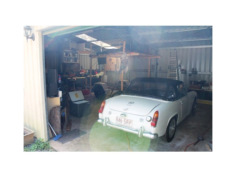 12 Tambora Ct, Tamborine Mountain QLD 4272