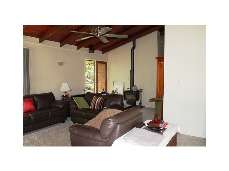 12 Kamet Court, Eagle Heights QLD 4271