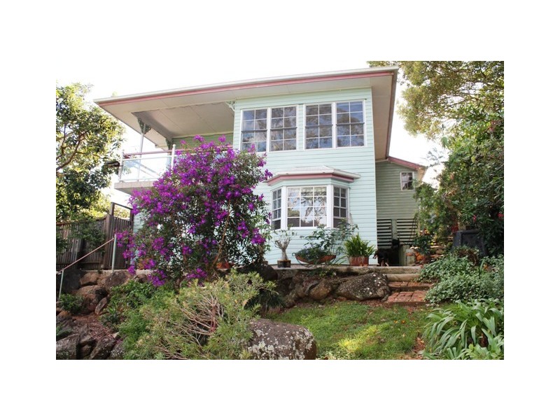 11 Cliff Way, Tamborine Mountain QLD 4272
