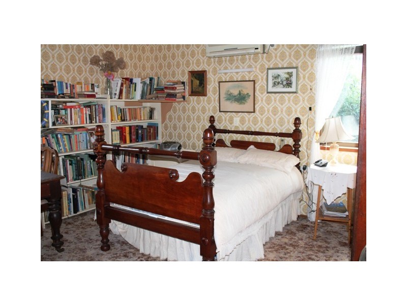 73 Coomera Gorge Drive, Tamborine Mountain QLD 4272