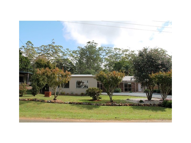 8 Arenga Dve, North Tamborine QLD 4272
