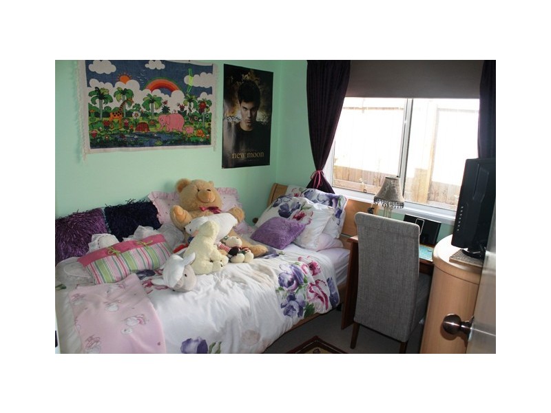 11 Lamington Pde, Tamborine Mountain QLD 4272