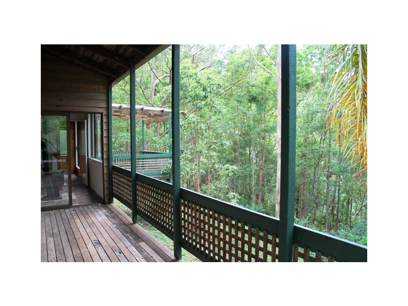 11 Tabor Drive, Eagle Heights QLD 4271