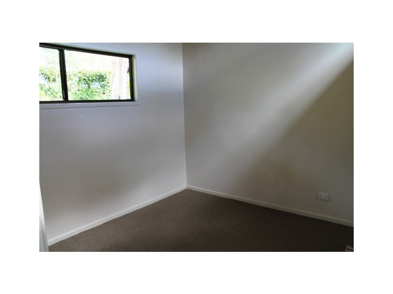 11 Tabor Drive, Eagle Heights QLD 4271