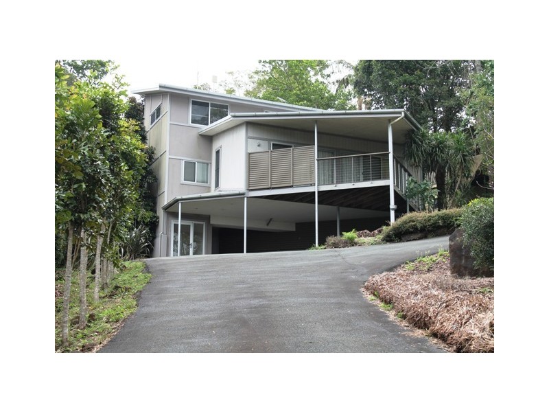 96 Contour Rd, Eagle Heights QLD 4271