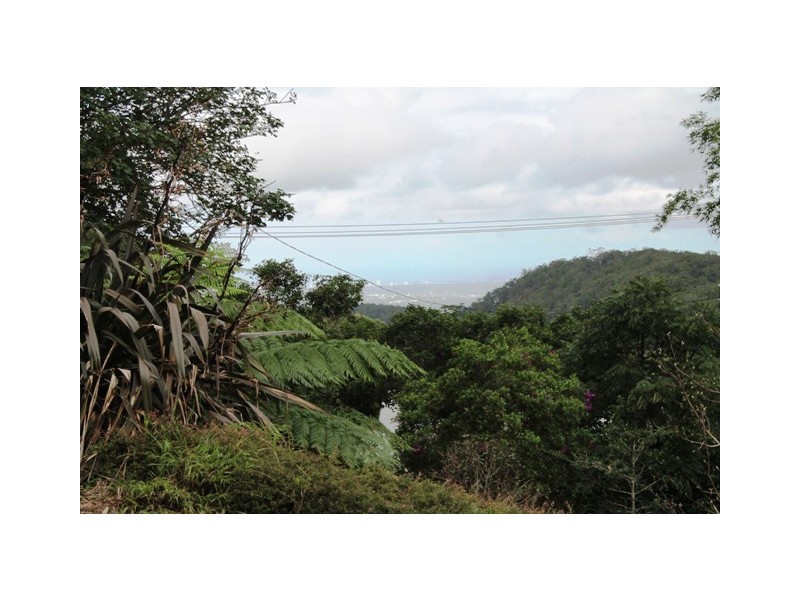 96 Contour Rd, Eagle Heights QLD 4271