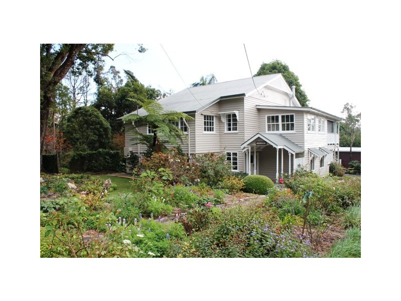 35 Yuulong Street, North Tamborine QLD 4272