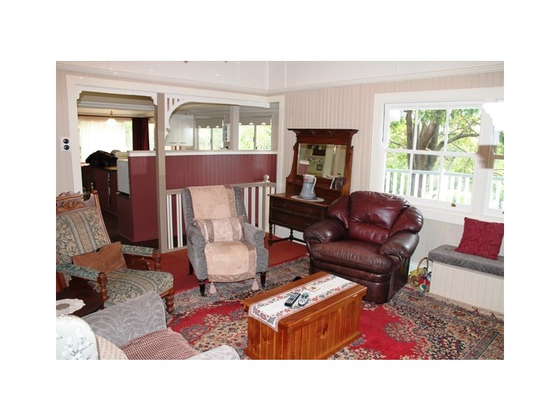 35 Yuulong Street, North Tamborine QLD 4272