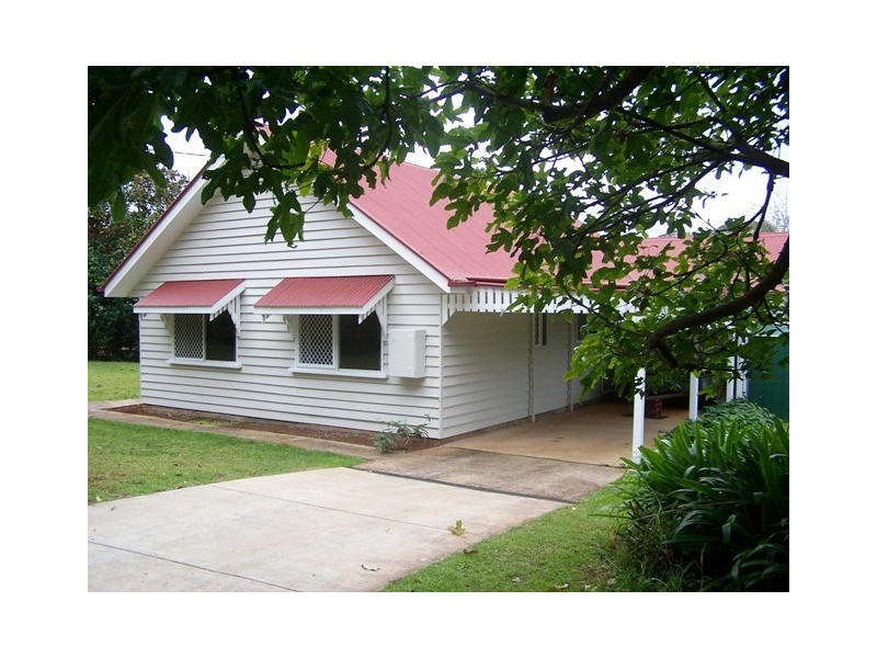 27 Yuulong Street, North Tamborine QLD 4272