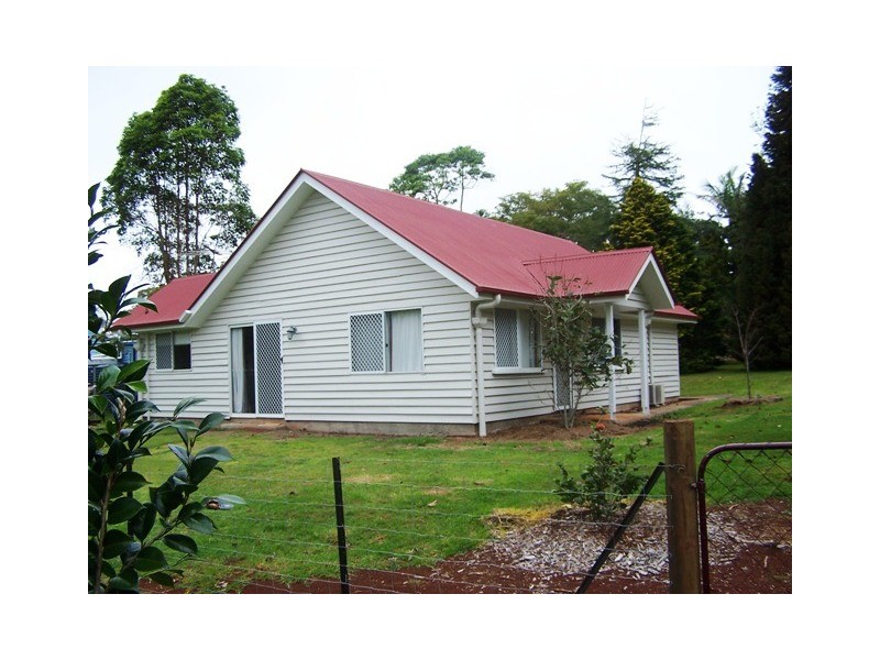 27 Yuulong Street, North Tamborine QLD 4272