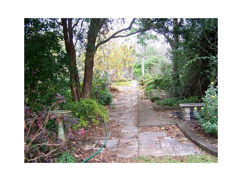 27 Yuulong Street, North Tamborine QLD 4272