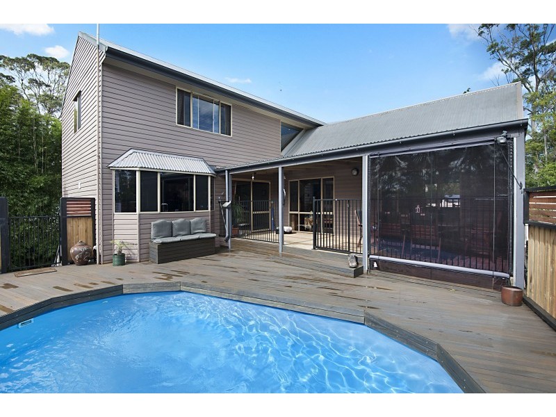 14 Wongawallan rd, Eagle Heights QLD 4271