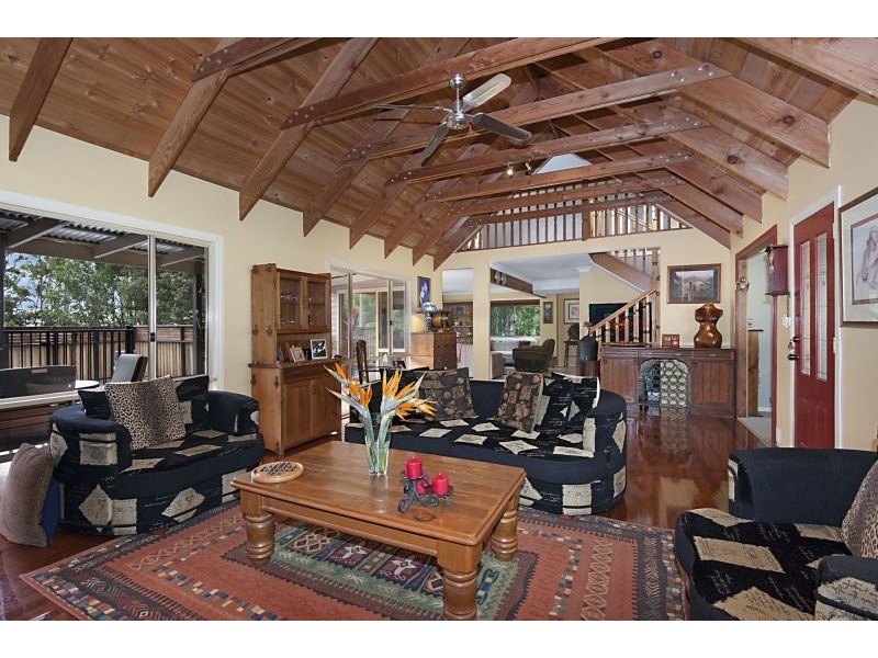 14 Wongawallan rd, Eagle Heights QLD 4271