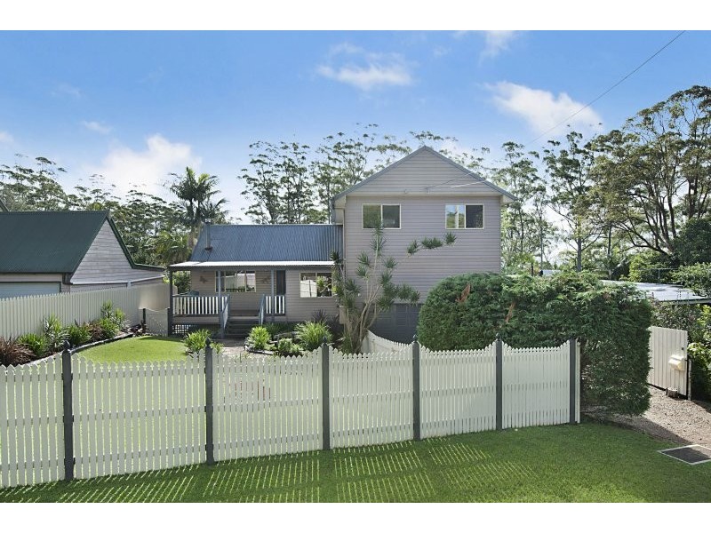 14 Wongawallan rd, Eagle Heights QLD 4271