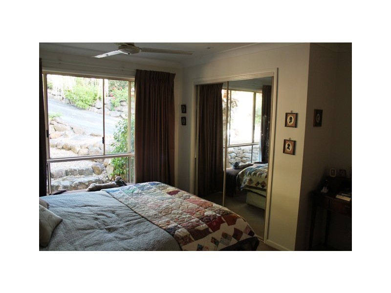 12 Jura Crt, Tamborine Mountain QLD 4272