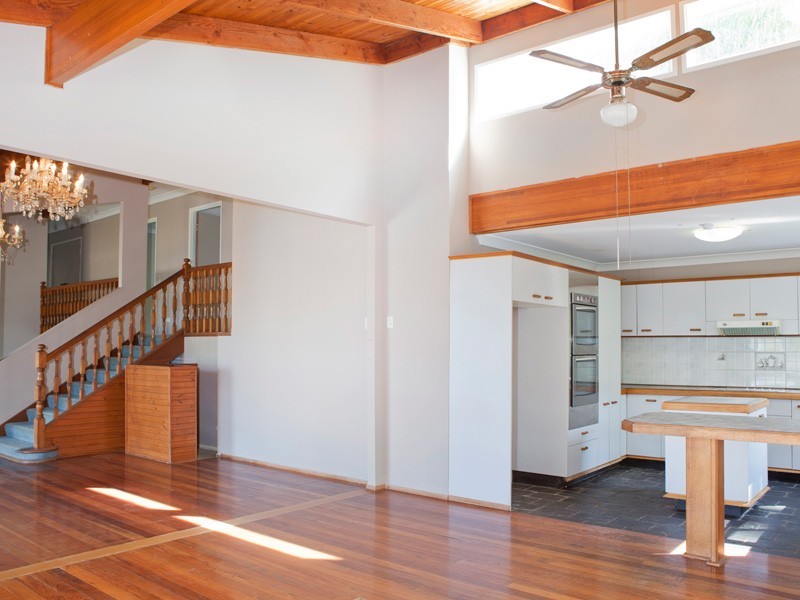 30 Flores Court, Tamborine Mountain QLD 4272