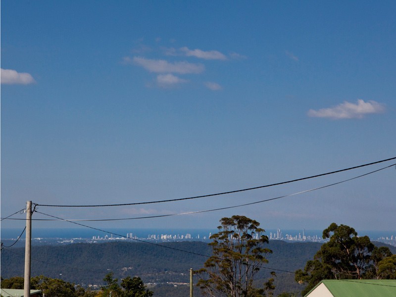 30 Flores Court, Tamborine Mountain QLD 4272