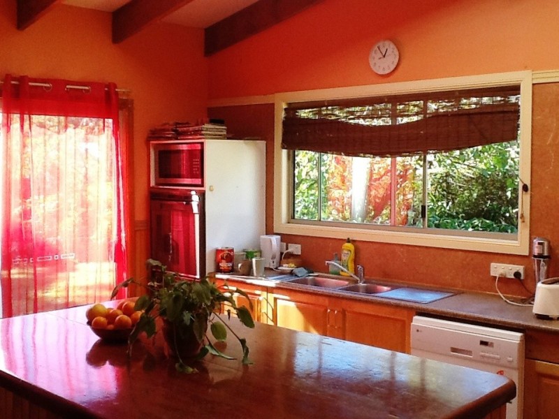 1 Freemont Dve, North Tamborine QLD 4272