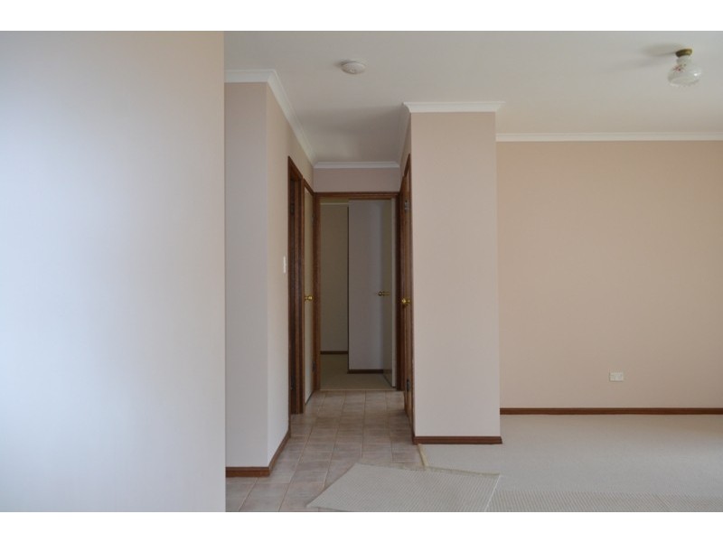 No 2/18 Beacon Road, Tamborine Mountain QLD 4272