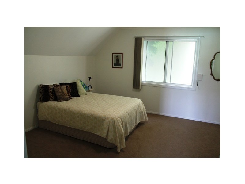 76 Magnetic Dve, Tamborine Mountain QLD 4272