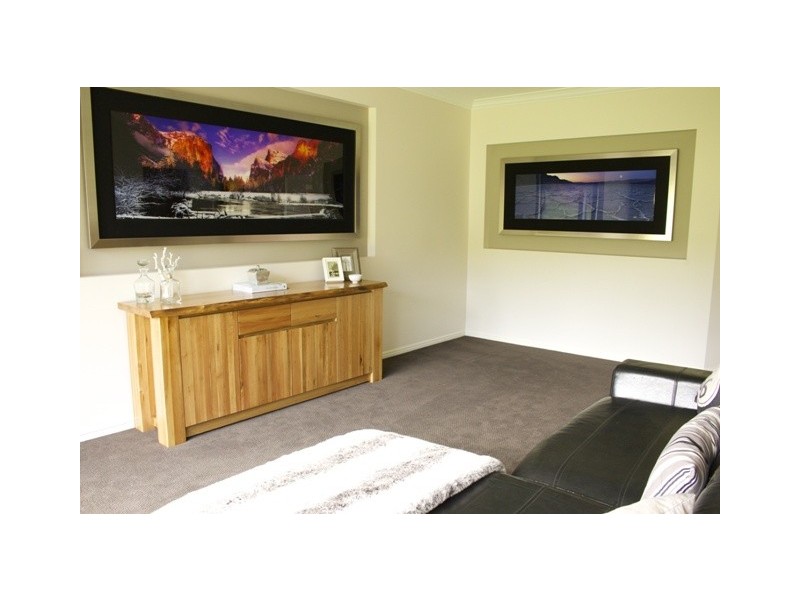 30 St Bernard Street, Tamborine Mountain QLD 4272