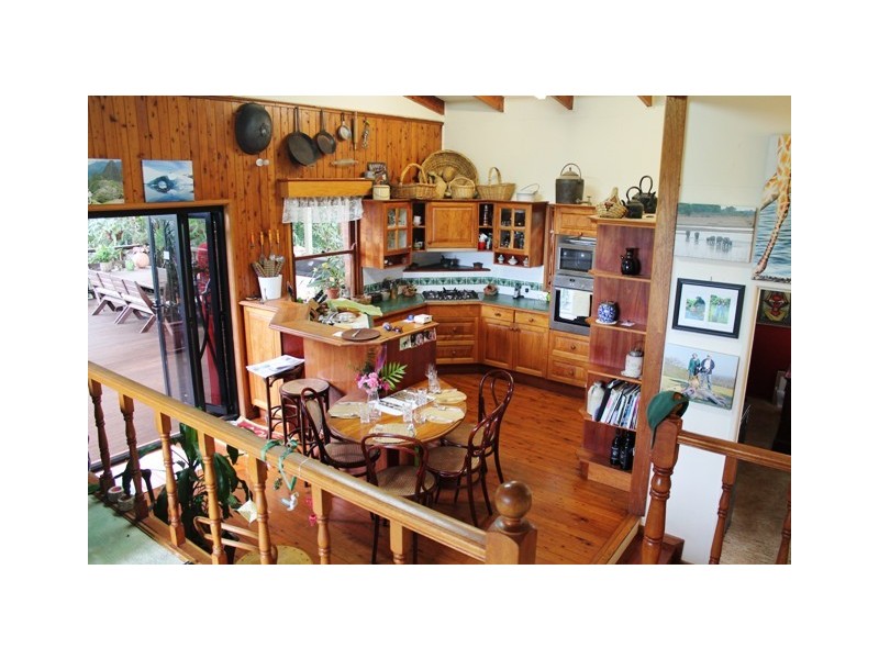 7 Moreton Bay Avenue, Tamborine Mountain QLD 4272