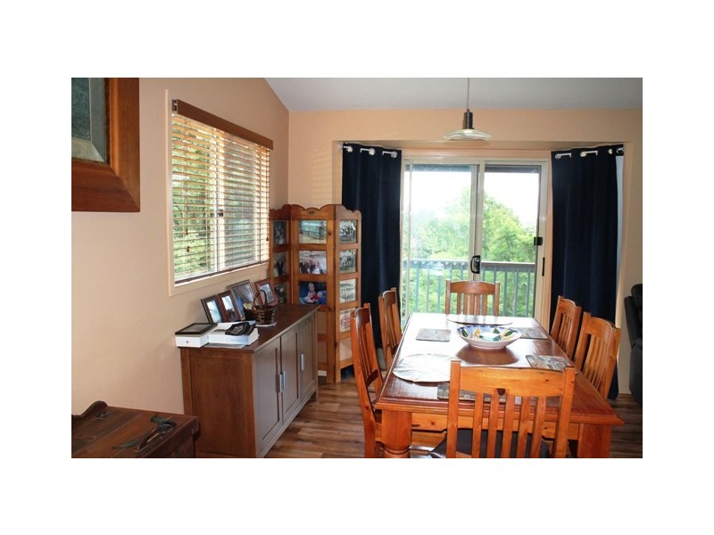 70 Pacific Parade, Tamborine Mountain QLD 4272