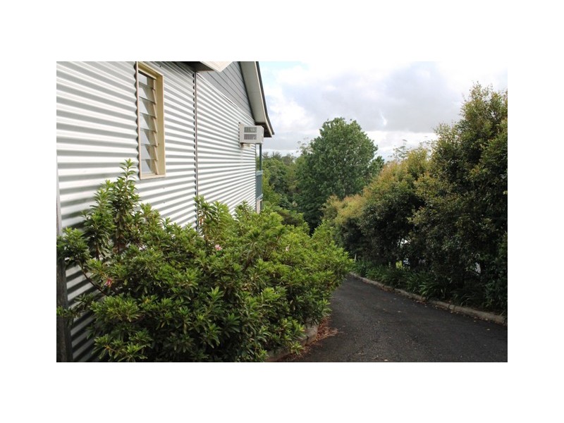 70 Pacific Parade, Tamborine Mountain QLD 4272
