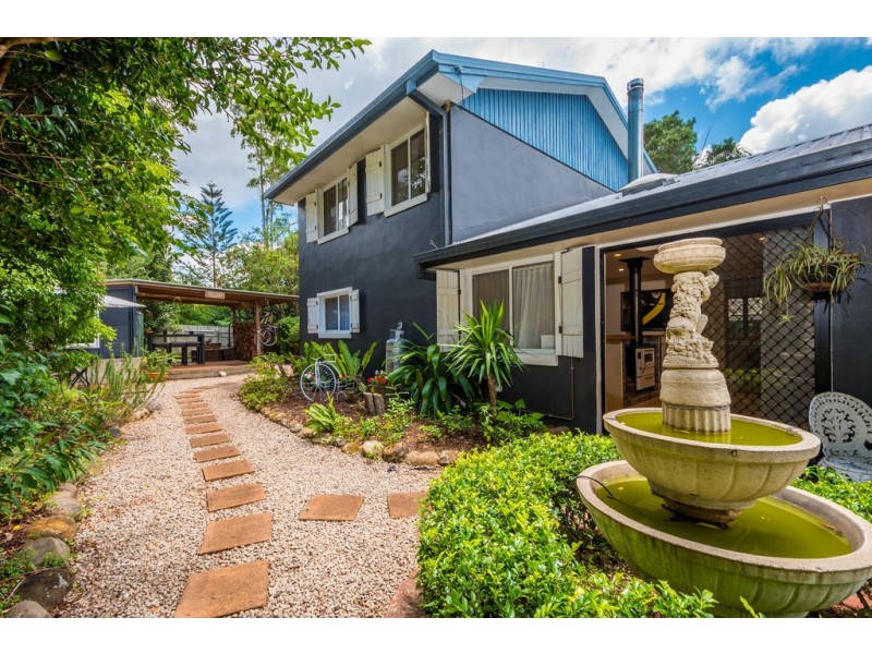 84 Eagle Heights Rd, Tamborine Mountain QLD 4272