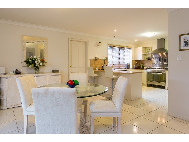 734-738 Main Western Rd, Tamborine Mountain QLD 4272