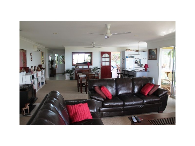 10 Elbert Crt, Tamborine Mountain QLD 4272