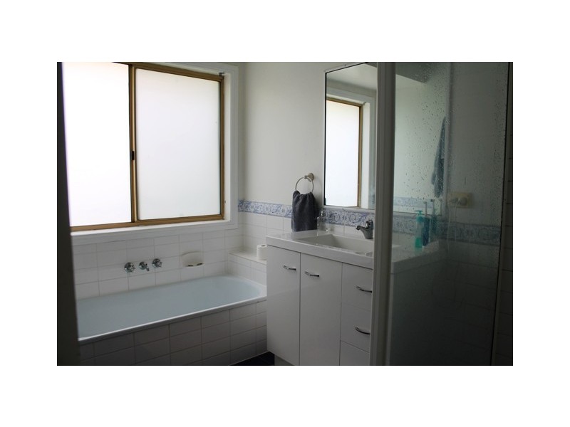 Eagle Heights QLD 4271