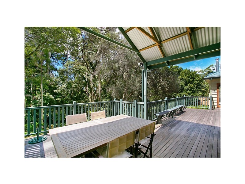 34 WONGAWALLAN RD, Tamborine Mountain QLD 4272