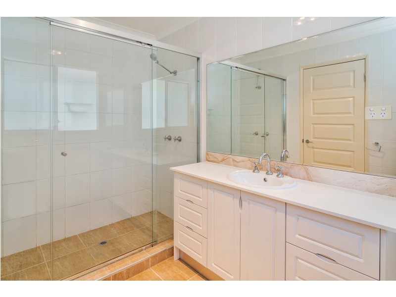 5 Makalu Court, Tamborine Mountain QLD 4272