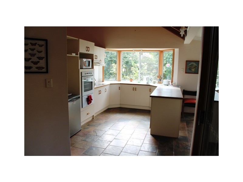 472 Main Western Rd, Tamborine Mountain QLD 4272