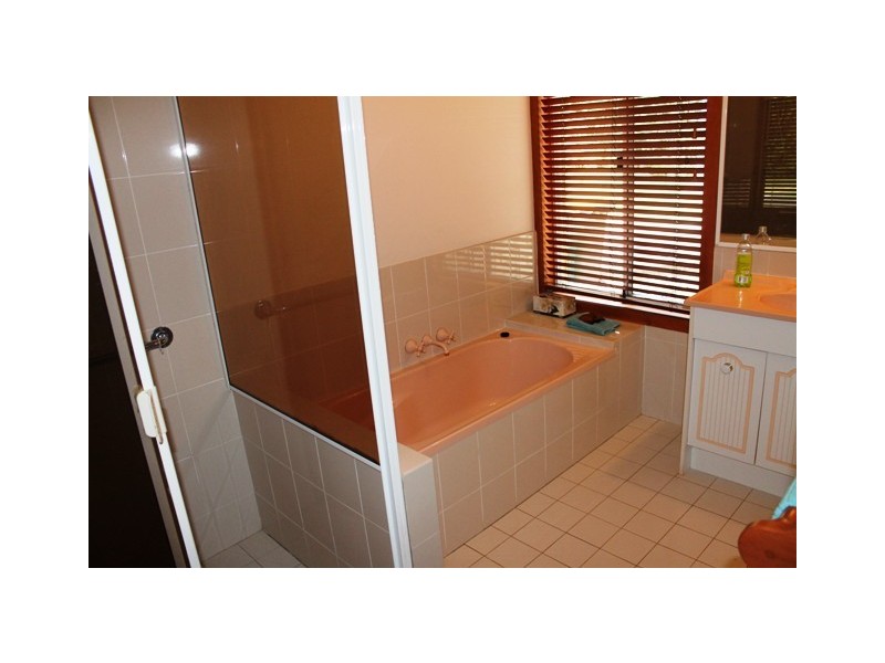 472 Main Western Rd, Tamborine Mountain QLD 4272