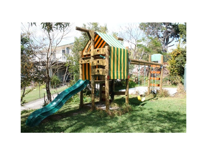 55 Magnetic Dve, Tamborine Mountain QLD 4272