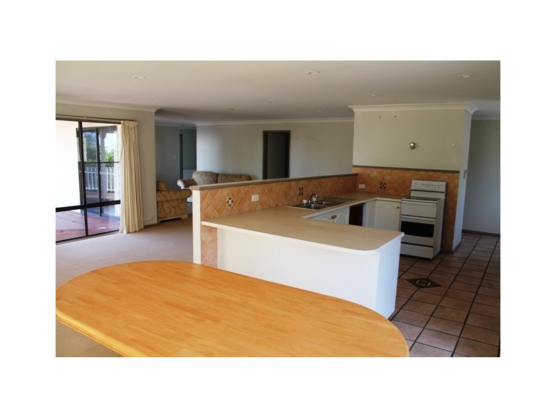 55 Magnetic Dve, Tamborine Mountain QLD 4272