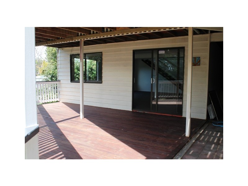 55 Magnetic Dve, Tamborine Mountain QLD 4272