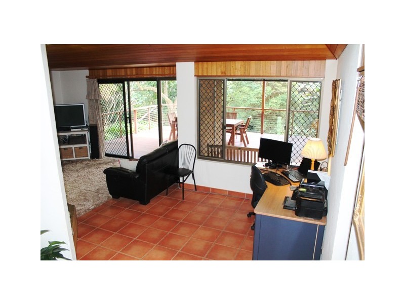 68-70 Freemont Dve, Tamborine Mountain QLD 4272