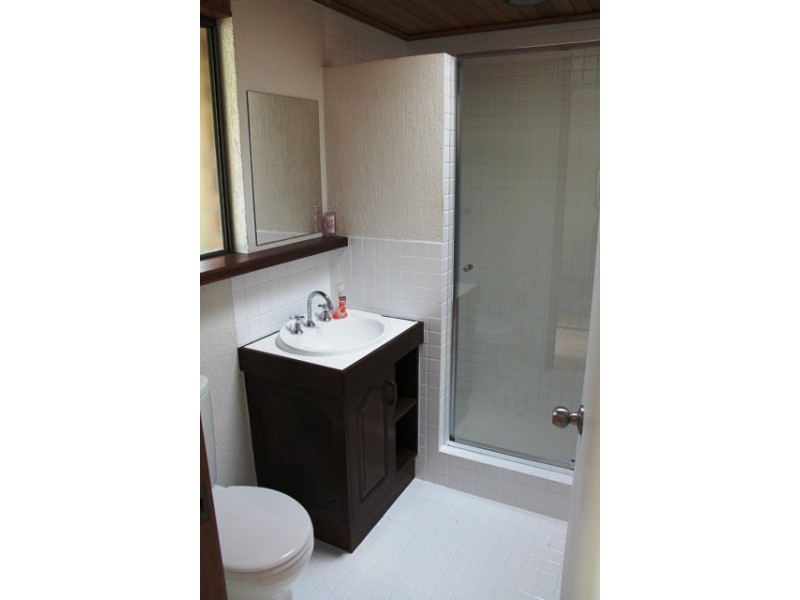 68-70 Freemont Dve, Tamborine Mountain QLD 4272