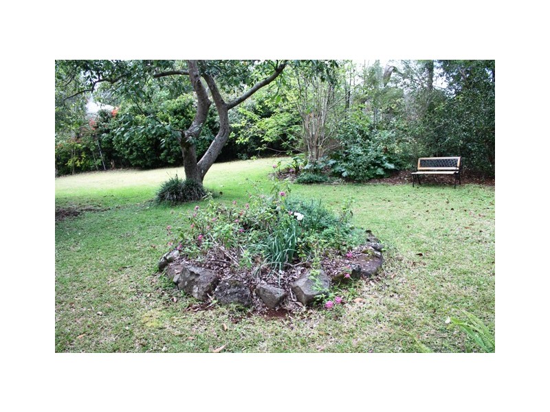 68-70 Freemont Dve, Tamborine Mountain QLD 4272