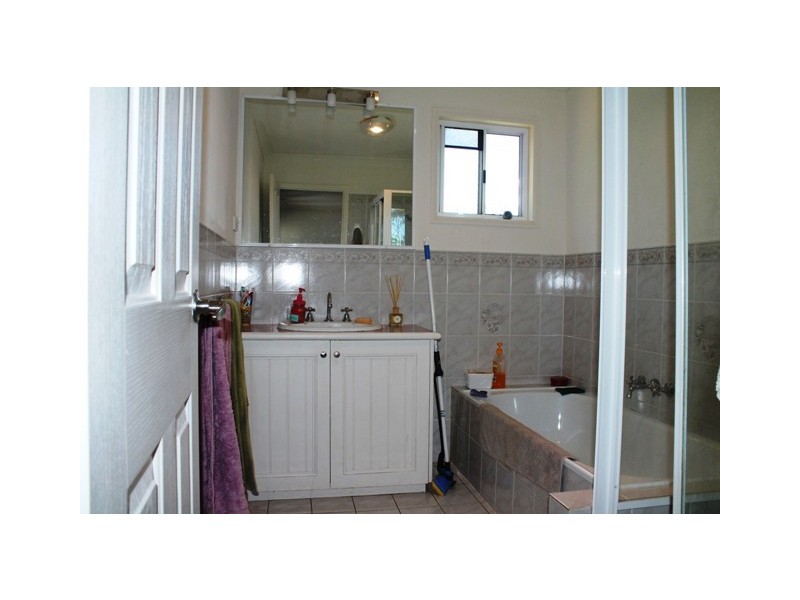 North Tamborine QLD 4272