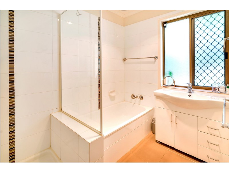 11 to 15 Siganto, Tamborine Mountain QLD 4272