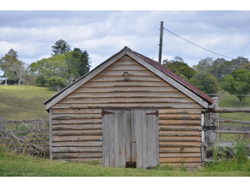 1568 Beechmont Rd, Beechmont QLD 4211