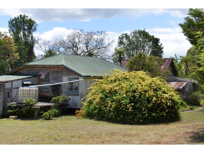 1568 Beechmont Rd, Beechmont QLD 4211