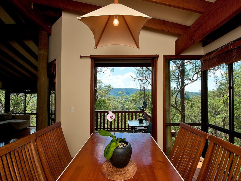 65 Wongawallan Dr, Wongawallan QLD 4210