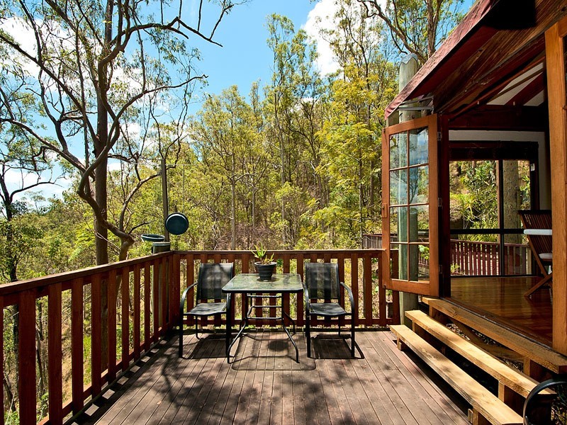 65 Wongawallan Dr, Wongawallan QLD 4210