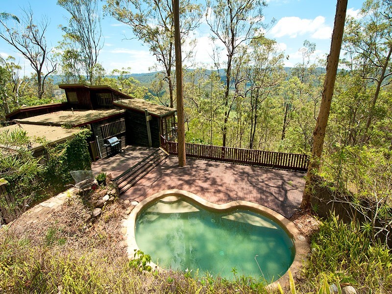 65 Wongawallan Dr, Wongawallan QLD 4210