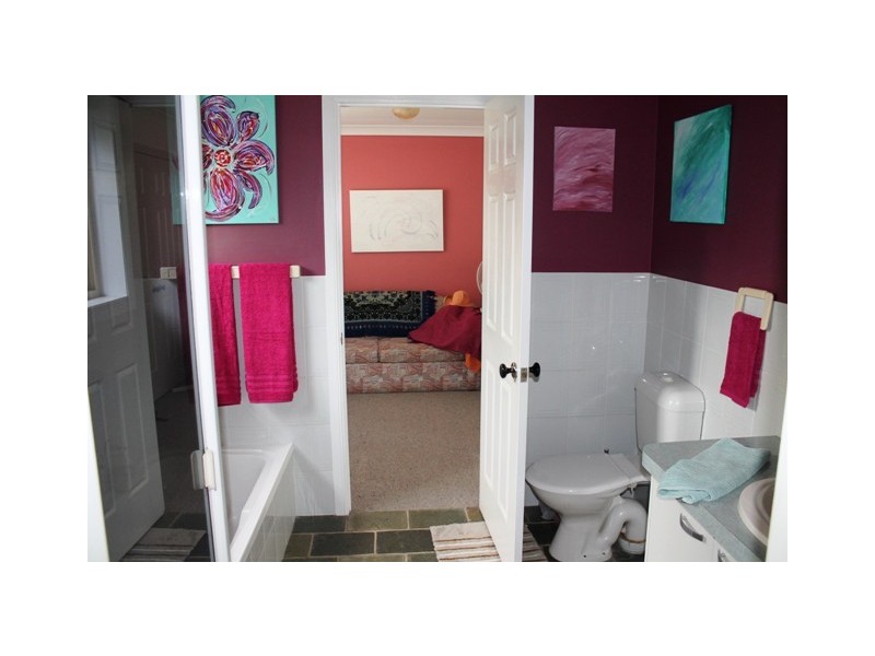 11 Elbert Crt, Tamborine Mountain QLD 4272